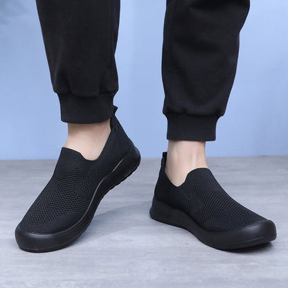 Chaussures de marche en maille à enfiler pour hommes