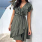 Robe élégante à taille nouée et col en V à volants pour femmes