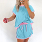 Ensemble deux pièces tendance composé d'un haut à manches courtes et d'un short avec un design à blocs de couleurs pour femmes