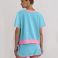 Ensemble deux pièces tendance composé d'un haut à manches courtes et d'un short avec un design à blocs de couleurs pour femmes