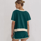 Ensemble deux pièces tendance composé d'un haut à manches courtes et d'un short avec un design à blocs de couleurs pour femmes