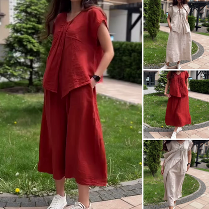 Robe ample et unie avec col en V et volants sur le devant